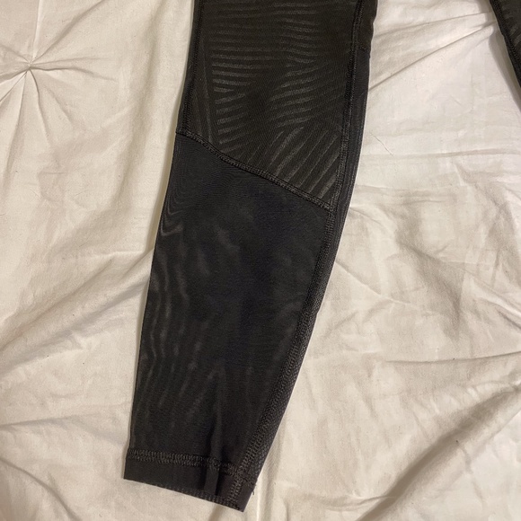 Old Navy Leggins w/ Faux Leathers Strips and Mesh - Picture 5 of 9